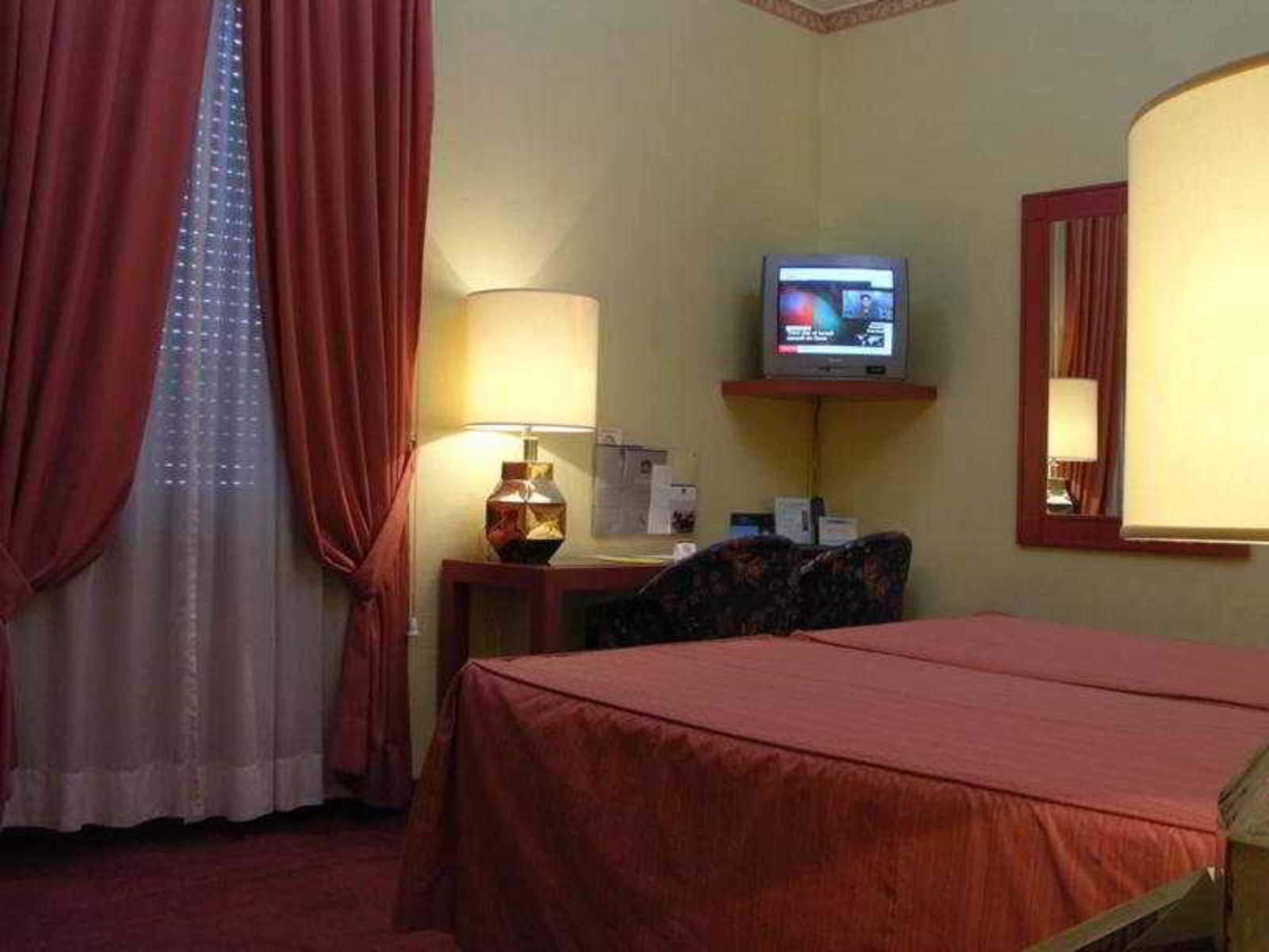 Hotel Mondial Roma Habitación foto